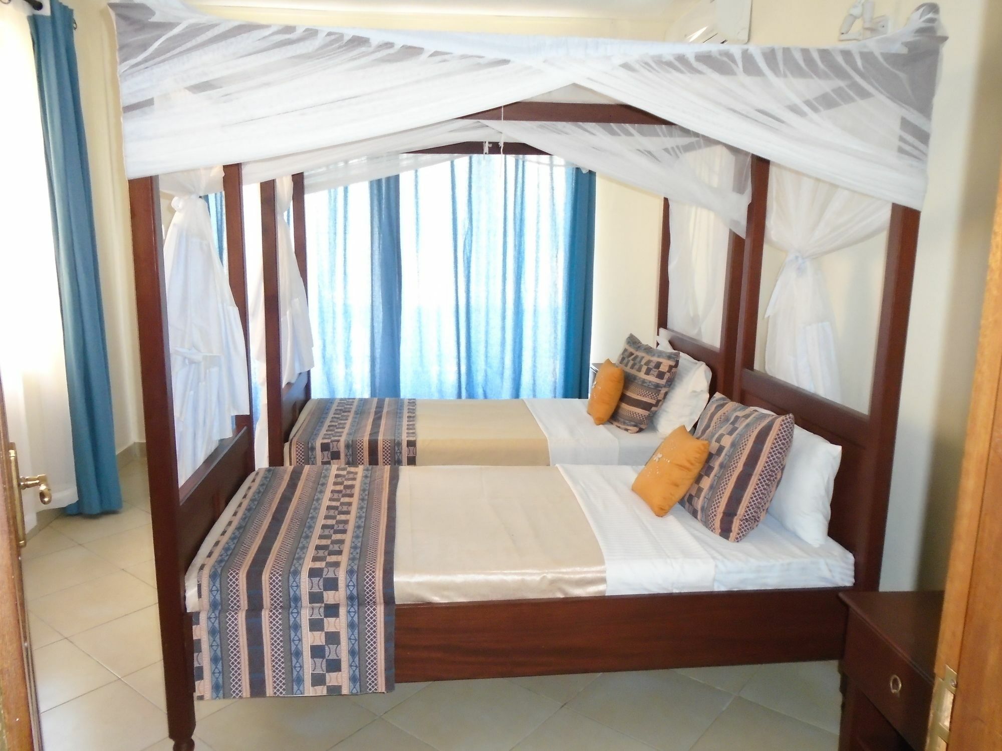 Pawenzi Serviced Apartments 몸바사 외부 사진
